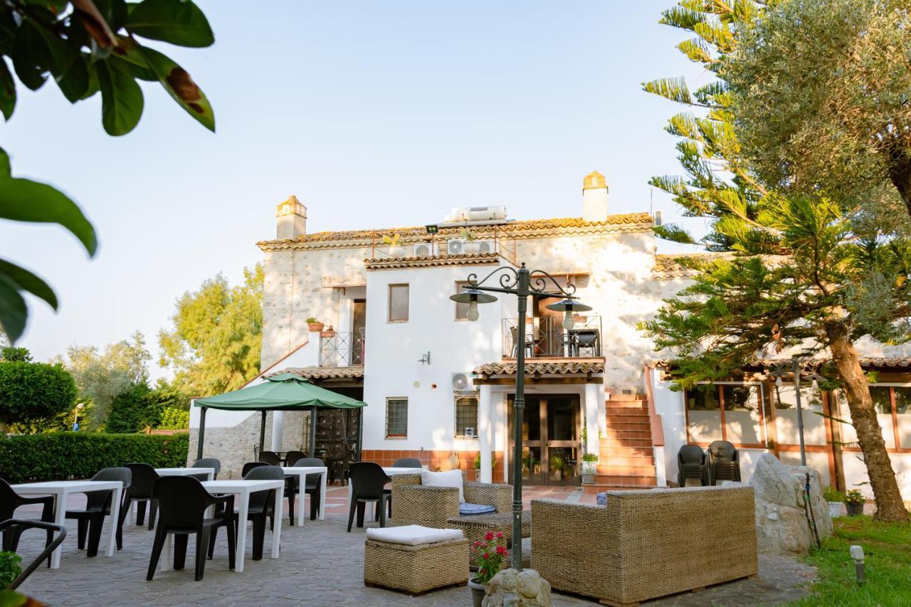 Il Casale Le Tre Volte Pensionat Solfara Mare Exteriör bild
